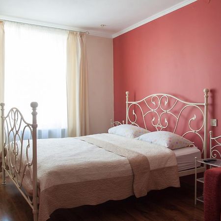 Apartment Roksolana 2 Lviv Buitenkant foto