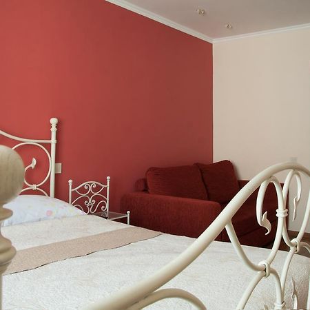 Apartment Roksolana 2 Lviv Buitenkant foto
