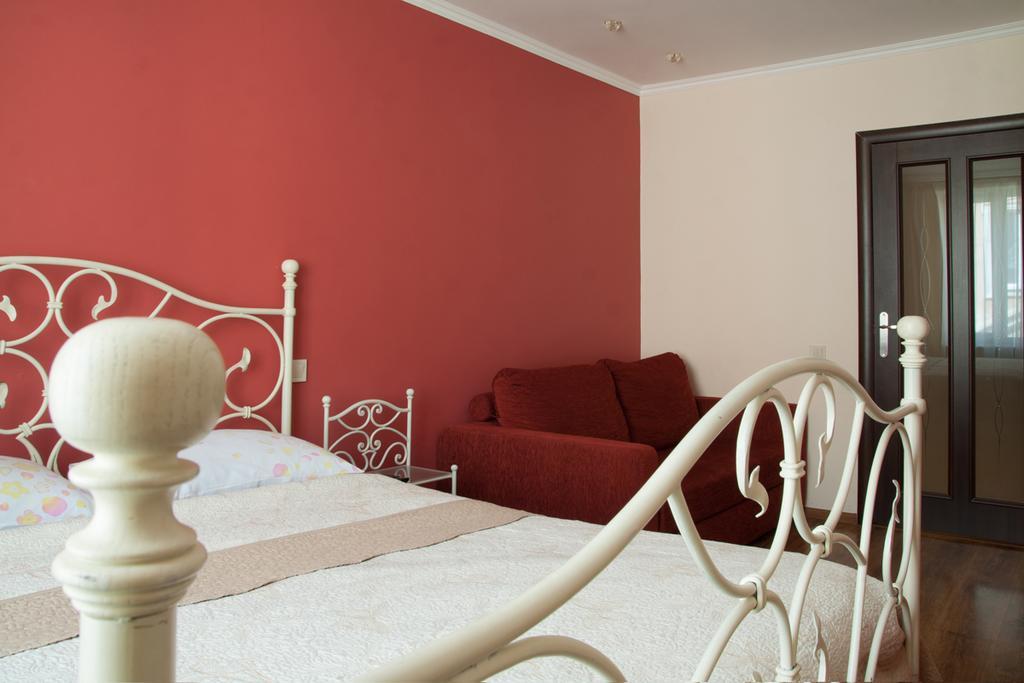 Apartment Roksolana 2 Lviv Buitenkant foto